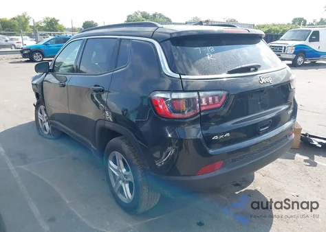 2024 Jeep Compass Latitude 4X4 из США, поврежденный, VIN 3C4NJDBNXRT607445